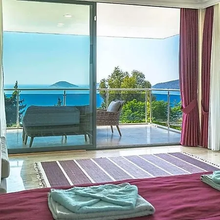 Villa Sleeps 16 Pool Air Con Wifi Kalkan