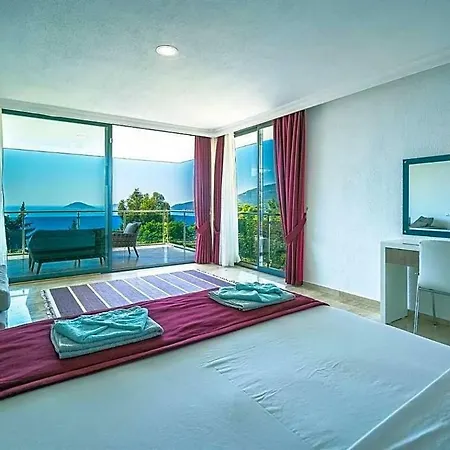 Villa Sleeps 16 Pool Air Con Wifi Kalkan